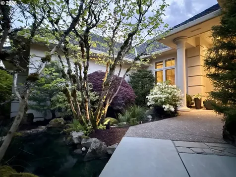 2505 NW Pinnacle Drive Portland OR 97229