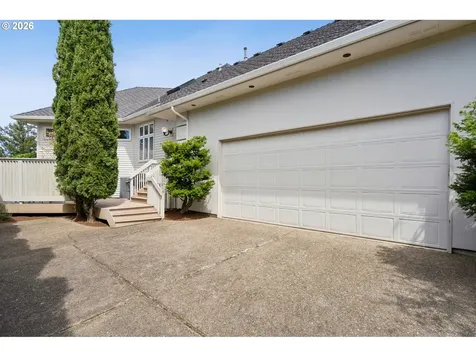 2505 NW Pinnacle Drive Portland OR 97229