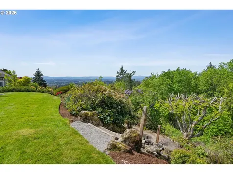 2505 NW Pinnacle Drive Portland OR 97229