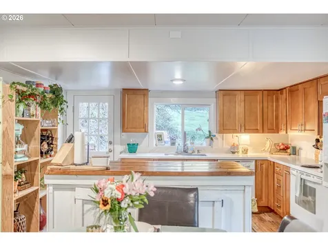 1140 Hidden Valley Road Toledo OR 97391