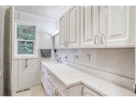 1140 Hidden Valley Road Toledo OR 97391