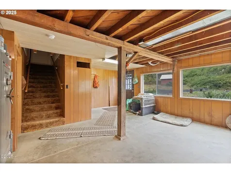 1140 Hidden Valley Road Toledo OR 97391