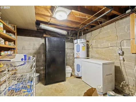 1140 Hidden Valley Road Toledo OR 97391