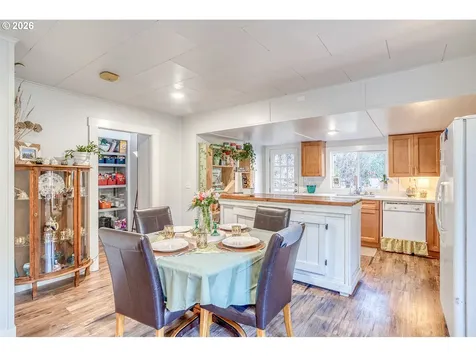 1140 Hidden Valley Road Toledo OR 97391