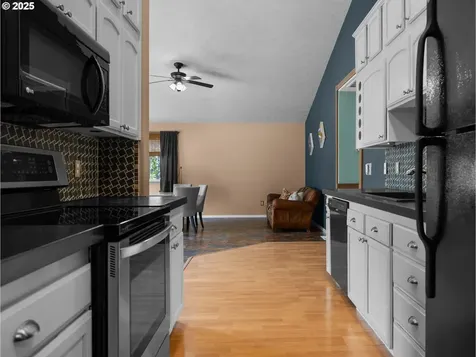 19017 Wellesley Avenue Sandy OR 97055
