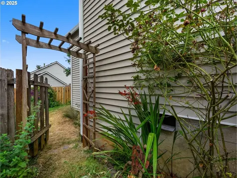 19017 Wellesley Avenue Sandy OR 97055