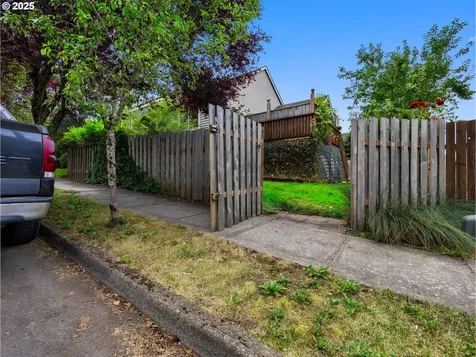 19017 Wellesley Avenue Sandy OR 97055
