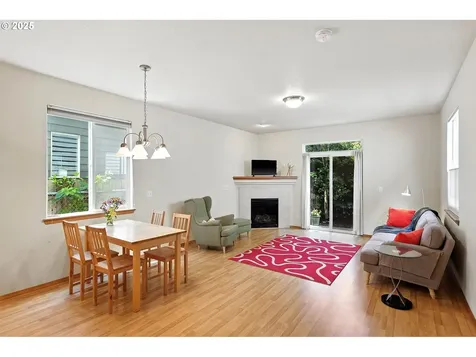 5719 SE Lexington Street Portland OR 97206