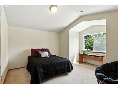 5719 SE Lexington Street Portland OR 97206