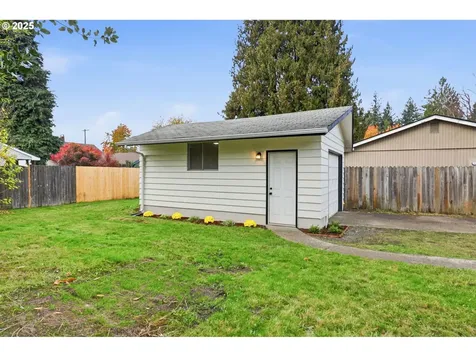 117 N 9th Avenue Ridgefield WA 98642