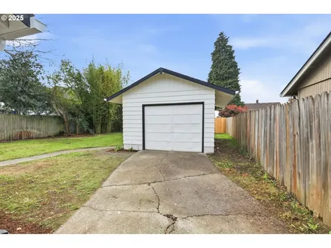 117 N 9th Avenue Ridgefield WA 98642