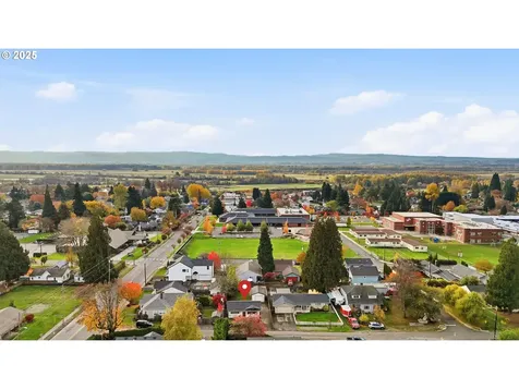 117 N 9th Avenue Ridgefield WA 98642