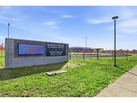 117 N 9th Avenue Ridgefield WA 98642