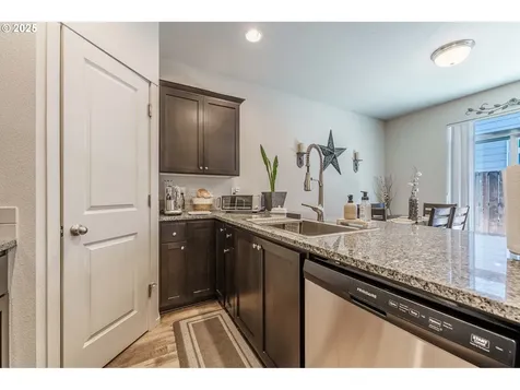 11557 NE 125th Avenue Vancouver WA 98682