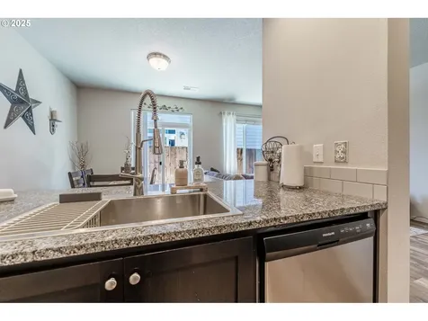 11557 NE 125th Avenue Vancouver WA 98682