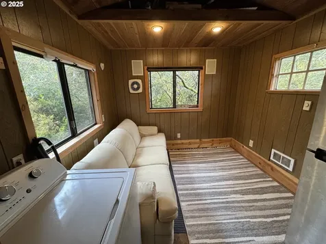 232 Horseshoe Bend Florence OR 97439