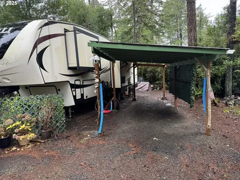 232 Horseshoe Bend Florence OR 97439