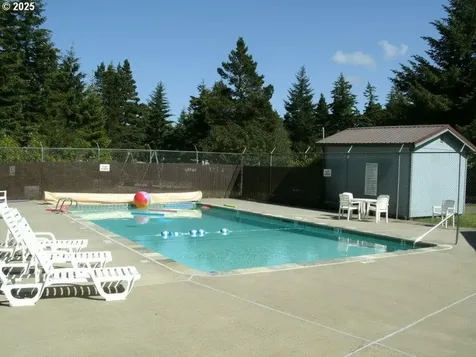 232 Horseshoe Bend Florence OR 97439
