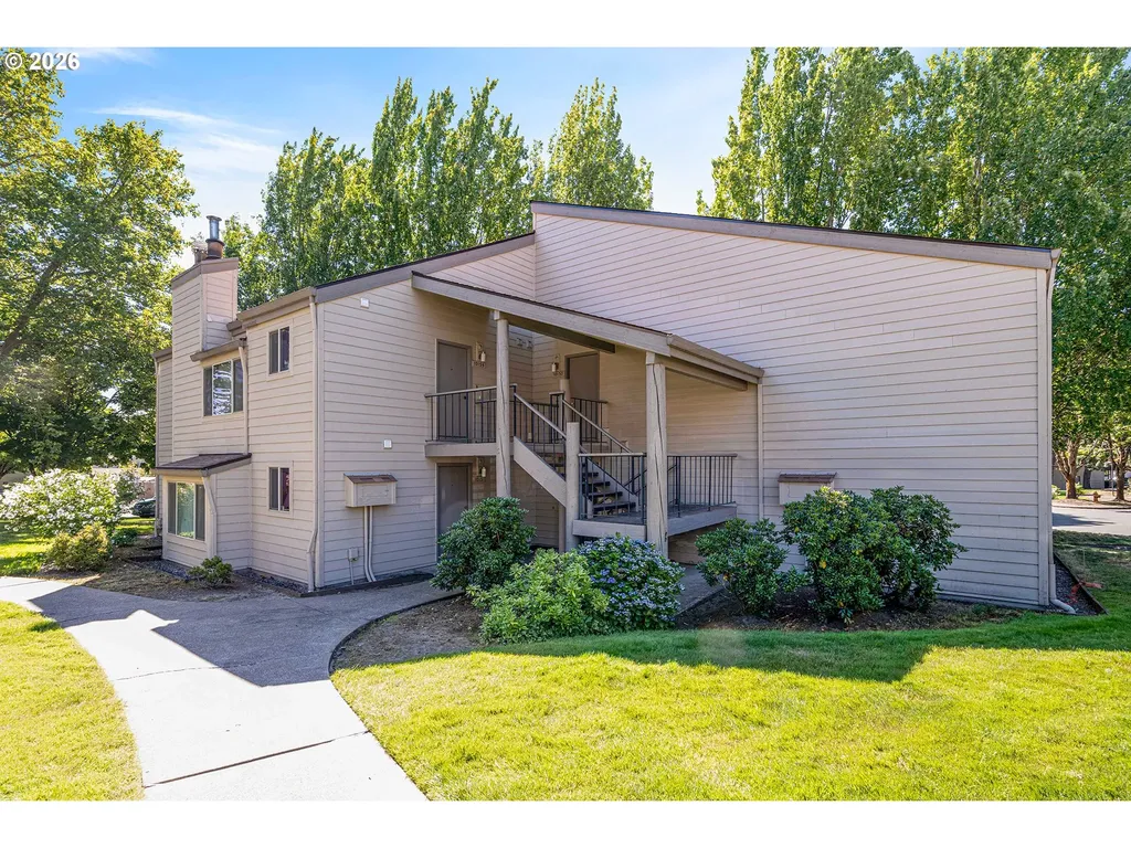 10137 SW Trapper Terrace Beaverton OR 97008