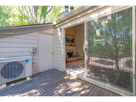10137 SW Trapper Terrace Beaverton OR 97008