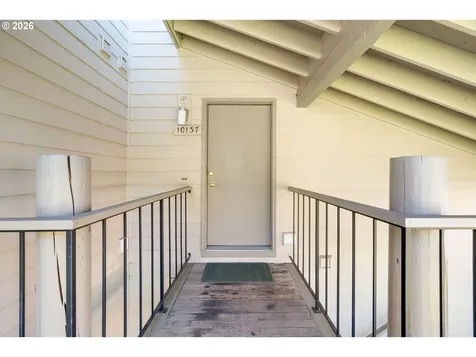 10137 SW Trapper Terrace Beaverton OR 97008