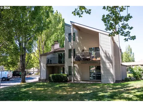 10137 SW Trapper Terrace Beaverton OR 97008