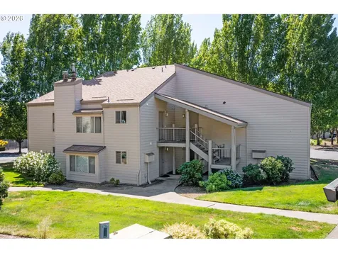 10137 SW Trapper Terrace Beaverton OR 97008