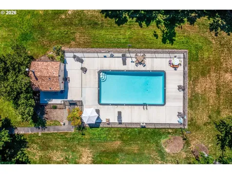 10137 SW Trapper Terrace Beaverton OR 97008