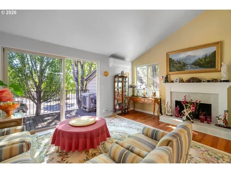 10137 SW Trapper Terrace Beaverton OR 97008