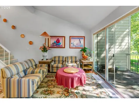 10137 SW Trapper Terrace Beaverton OR 97008