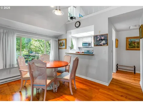 10137 SW Trapper Terrace Beaverton OR 97008