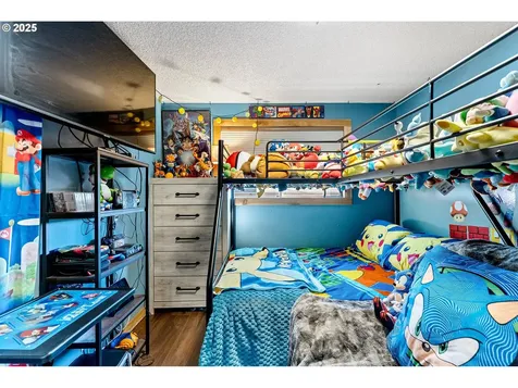 348 E Sixth Avenue Sutherlin OR 97479