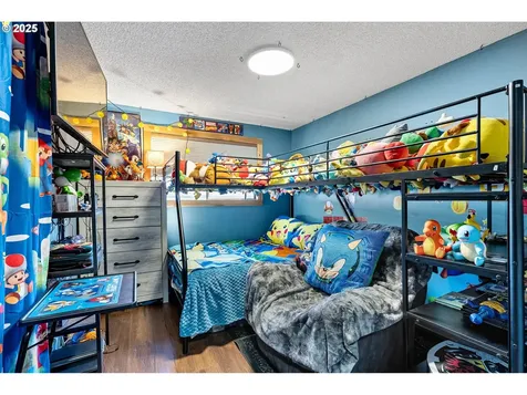 348 E Sixth Avenue Sutherlin OR 97479
