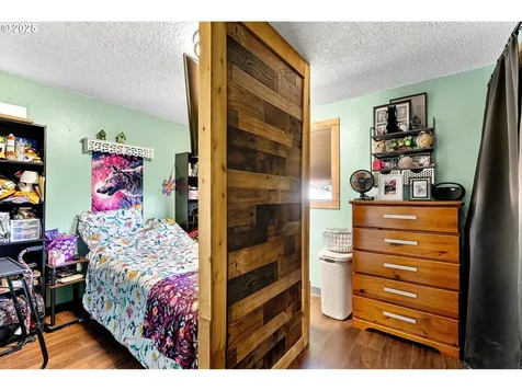 348 E Sixth Avenue Sutherlin OR 97479