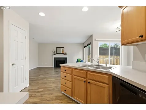 2346 N Irvine Street Cornelius OR 97113