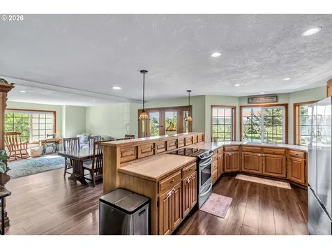 12313 S Groshong Road Molalla OR 97038