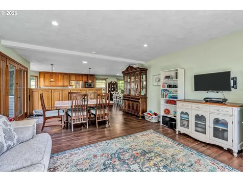 12313 S Groshong Road Molalla OR 97038
