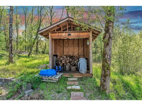 12313 S Groshong Road Molalla OR 97038