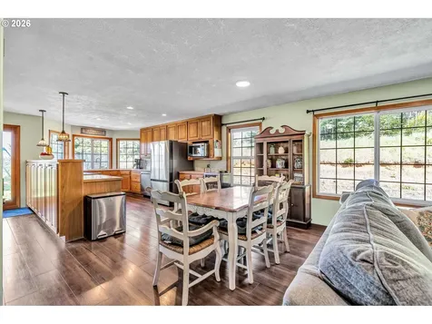 12313 S Groshong Road Molalla OR 97038