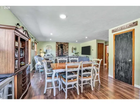 12313 S Groshong Road Molalla OR 97038
