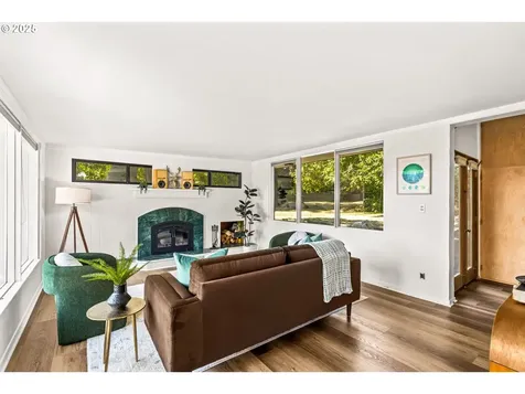 3010 Neslo Lane Eugene OR 97405