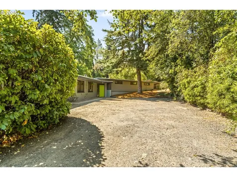 3010 Neslo Lane Eugene OR 97405