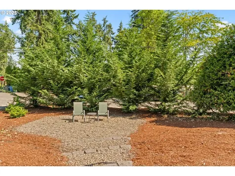 3010 Neslo Lane Eugene OR 97405