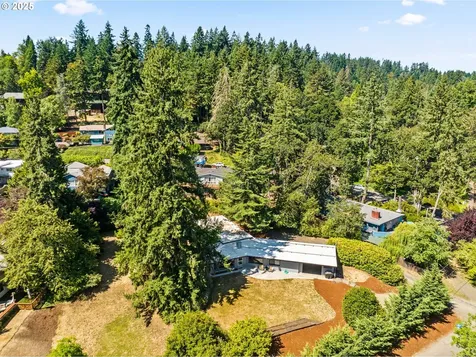 3010 Neslo Lane Eugene OR 97405