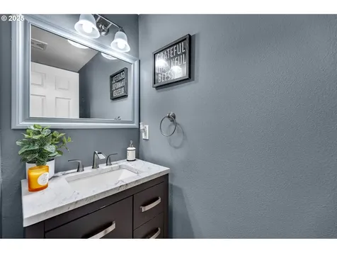 8714 NE 77th Way Vancouver WA 98662