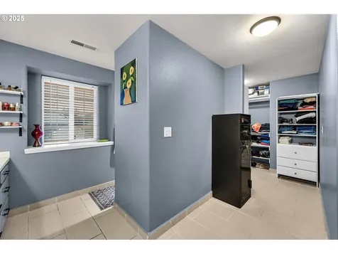 8714 NE 77th Way Vancouver WA 98662