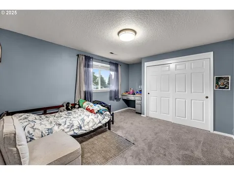 8714 NE 77th Way Vancouver WA 98662