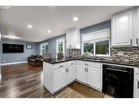8714 NE 77th Way Vancouver WA 98662