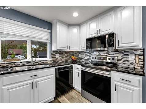 8714 NE 77th Way Vancouver WA 98662