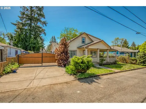 10320 SE Mitchell Street Portland OR 97266